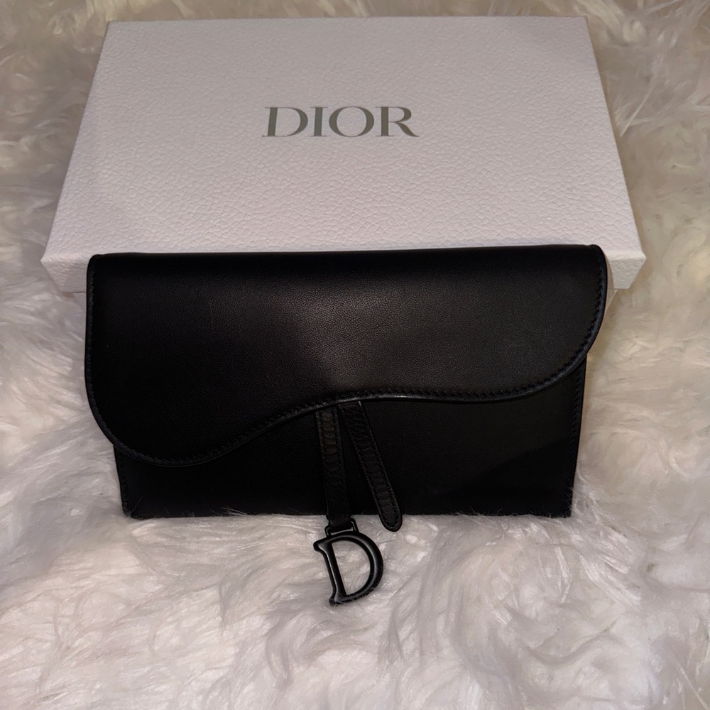 Long Saddle Wallet with Chain